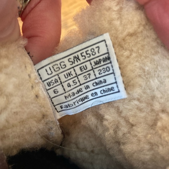 UGG Australia l La Jolla Winter Brown Boots/Booties - Picture 8 of 8